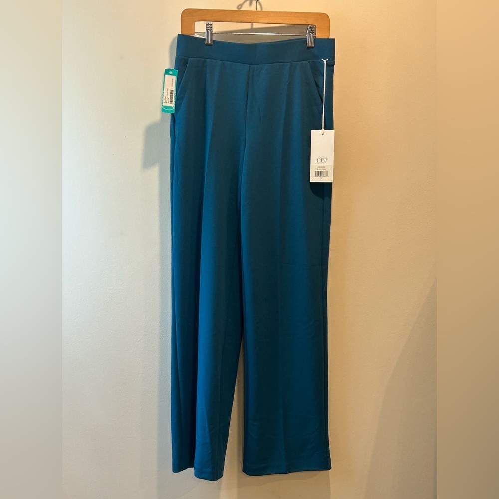 BBJ. Los Angeles Blue Wide Leg Pants with Flowing Silhouette